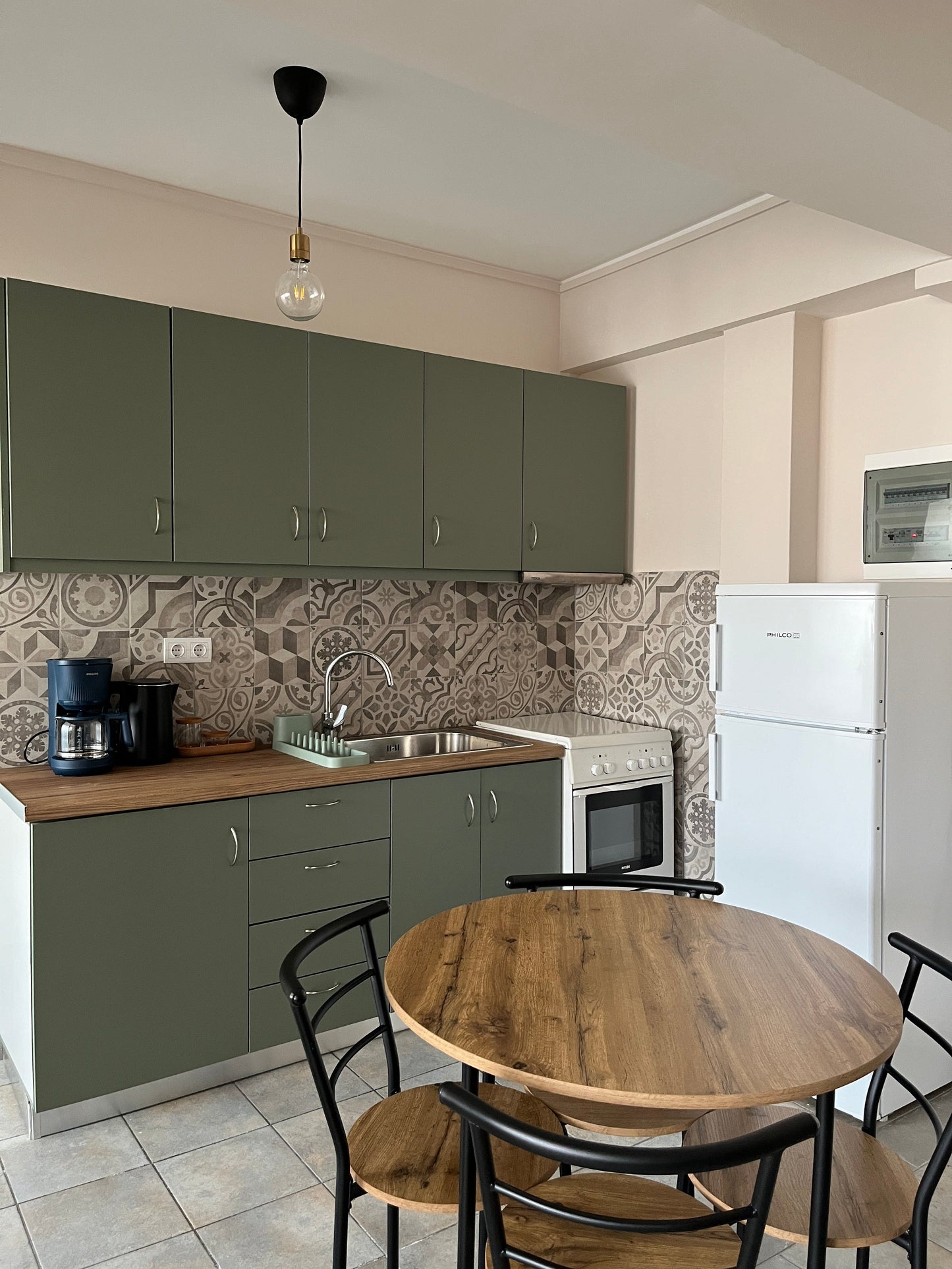 Helga Apartment kitchen, Athens rental