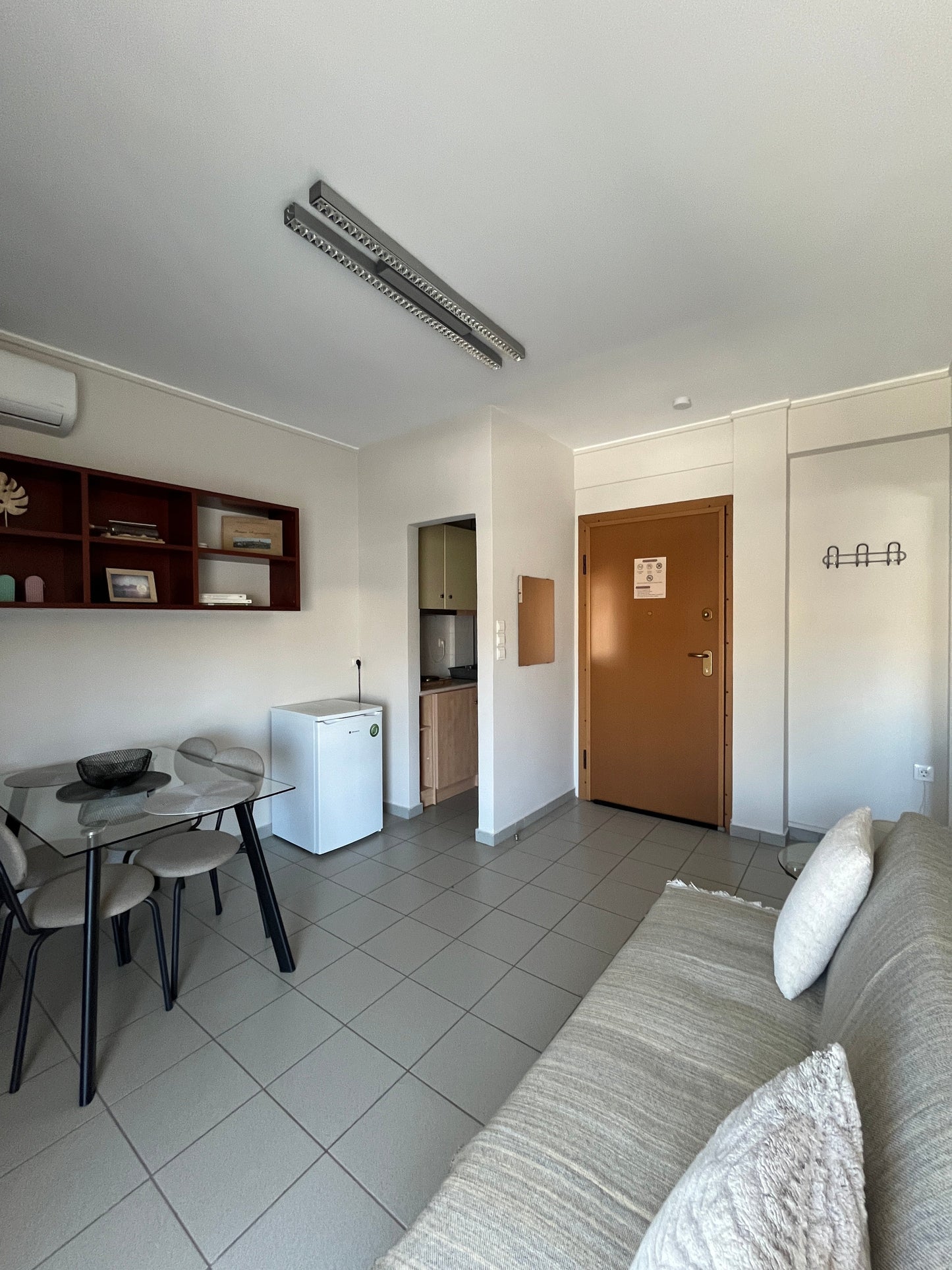 Lycabettus Apartment living area, Athens center