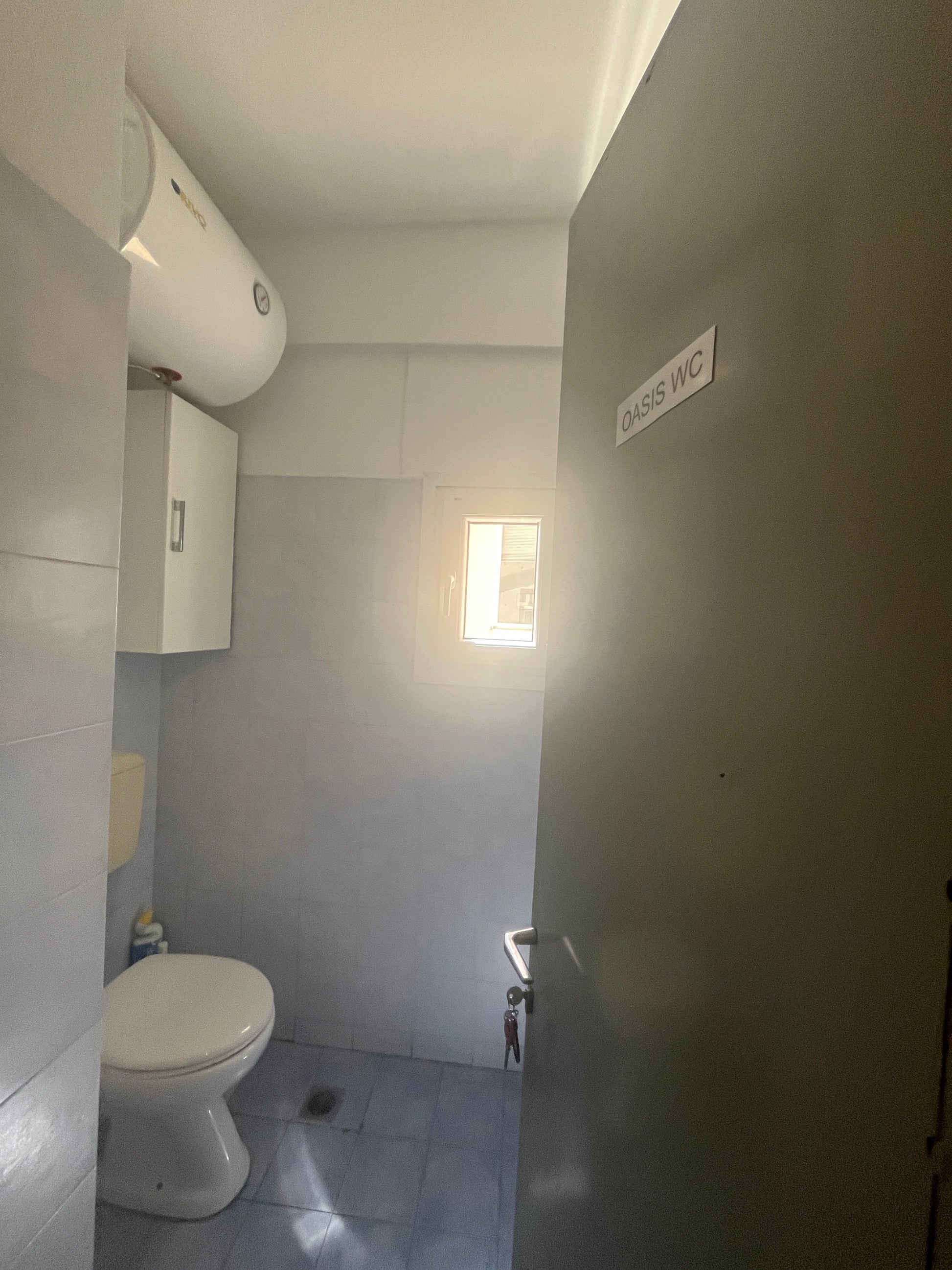 Oasis Apartment toilet, Athens short-stay